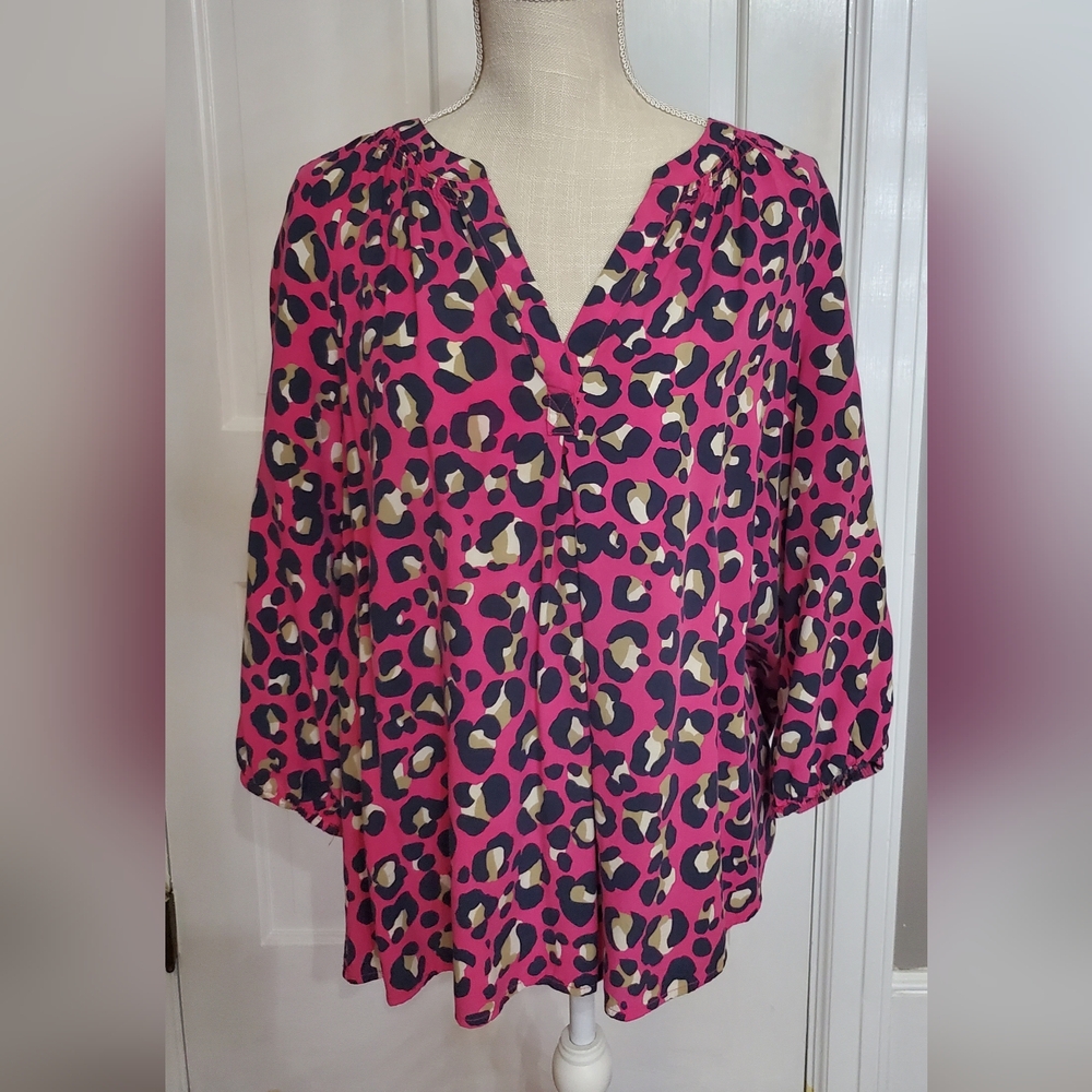 Crown and Ivy tunic-style blouse, large